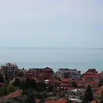 Zora فندق 3*