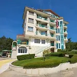 Zora Szálloda Napospart