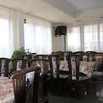 Zora Ξενοδοχείο